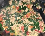 Foto del paso 3 de la receta: Pimientos rojos rellenos de pollo y espinacas