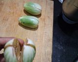 A picture of step 1 of Stuffed Baingan.
