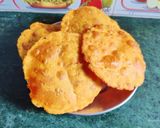 A picture of step 3 of Masala Jira puri.