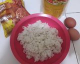 Foto langkah ke 1 dari resep Nasi Kepal Goreng.