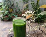 A picture of step 3 of Green juice.