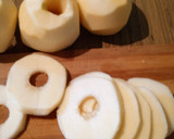 Foto del paso 2 de la receta: Aros de manzana 🍏