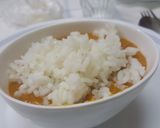 Foto del paso 9 de la receta Crema de calabaza especiada con rebozuelos y leche de coco