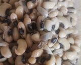 A picture of step 1 of Lobia chaat.