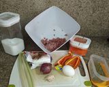 Foto del paso 1 de la receta: Tortas de carne molida