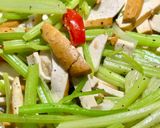 芹菜豆干 / 家常菜的食譜步驟4照片