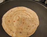 A picture of step 3 of Jeera Lachha Paratha 😋.