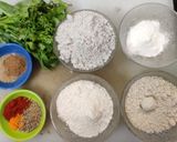 बाजरी मुळा पराठा (Bajri Mula Paratha Recipe In Marathi) रेसिपी स्टेप 1 फोटो 
