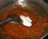 A picture of step 2 of Dal Makhani.