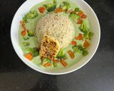 A picture of step 7 of HIGH PROTEIN RICE BOWLWith a creamy broccoli 🥦 sauce & grilled herbed paneer.