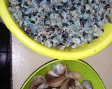 A picture of step 2 of Simple Uha soup.