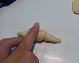 Foto del paso 5 de la receta: MEDIALUNAS Súper Fácil🥐🥐🥐