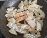Foto del paso 1 de la receta Tortilla de patatas y bacalao