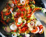 A picture of step 3 of Pan grilled fish with bell pepper sauce🌶.