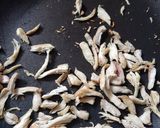 Gambar langkah 2 resipi Serbuk ayam.