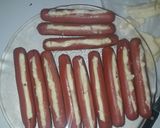 Foto del paso 3 de la receta: Salchichas rellenas con queso