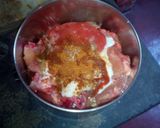 A picture of step 3 of Yellow irani chicken.