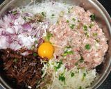Hình bước làm 2 của món Bún Chả Ram (Bún Chả Giò)