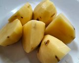 আলু দিয়ে দেশি মুরগির ঝোল (aloo diye deshi murgir jhol recipe in Bengali) রেসিপি ধাপ - 2 ছবি
