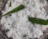 Foto langkah ke 1 dari resep Kue Putu Pandan tanpa Bambu.