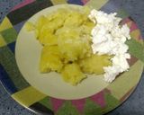 A picture of step 1 of Bread Kofta in White Sause.