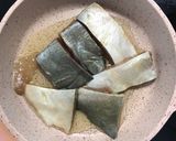 Hình bước làm 2 của món Cá chim trắng phile sốt cam