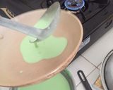 Foto langkah ke 3 dari resep Dadar gulung.