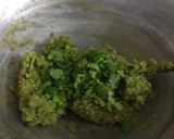 A picture of step 3 of Lilva kachori.