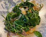 Gambar langkah 3 resipi Sayur Pegaga Tumis Udang Kering.