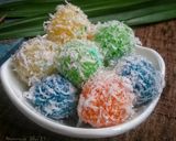 Foto langkah ke 8 dari resep Onde² Parancih/Onde² ubi/ bola² singkong kukus.