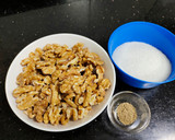 வால்நட் லட்டு (Walnut ladoo recipe in tamil) ரெசிபி ஸ்டேப் 1 புகைப்படம்