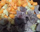 Foto langkah ke 3 dari resep Sambal Goreng Hati Kentang.