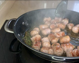 Foto del paso 3 de la receta: Butifarra con verduras al Pedro Ximénez