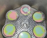 Foto langkah ke 4 dari resep Bolu Kukus Rainbow.