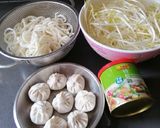 A picture of step 1 of Shrimp Dumpling with Soup.