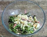 Foto del paso 2 de la receta: Ensalada de lechuga y otras pocas cosas 🤭 con salsa de yogurt