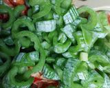 Foto langkah ke 3 dari resep Asam Pedas Tumis Pare Belut dan Udang.