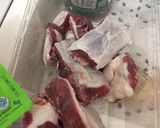 Foto langkah ke 1 dari resep Oseng Daging Sapi Sambal Ijo.