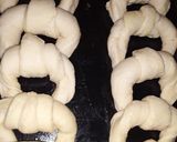 Foto del paso 4 de la receta: Medialunas de manteca