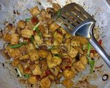 Foto langkah ke 4 dari resep Tumis Tahu Saus Tiram.