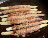 醬燒牛肉蘆筍捲的食譜步驟1照片