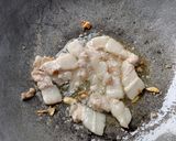 รูปขั้นตอนการทำที่ 3 ของ ผัดผักกาดขาวใส่หมูสามชั้น 🥬🐷