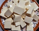 Hình bước làm 1 của món Đậu hũ non sốt nấm kim châm (món chay)