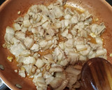 Foto del paso 7 de la receta: Lombarda con panceta y cebolla caramelizada, piñones, pasas Jolie