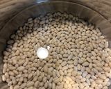 A picture of step 2 of Brown Rice with Beans and Spinach.