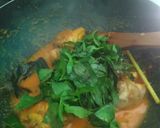 Foto langkah ke 5 dari resep Ayam Woku Kemangi.