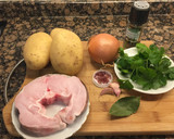 Foto del paso 1 de la receta: Congrio con patatas
