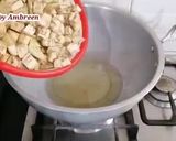 A picture of step 1 of Chatpate Aloo Baingan Recipe.