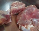 Hình bước làm 1 của món Su hào hầm xương