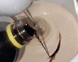 Foto del paso 2 de la receta: Budín de vainilla con chispitas de chocolate